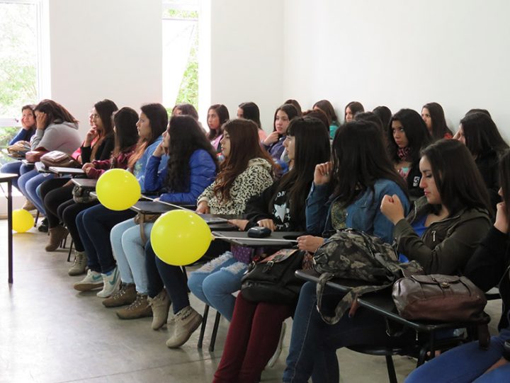 Facultad participa en Jornada de Orientación Vocacional